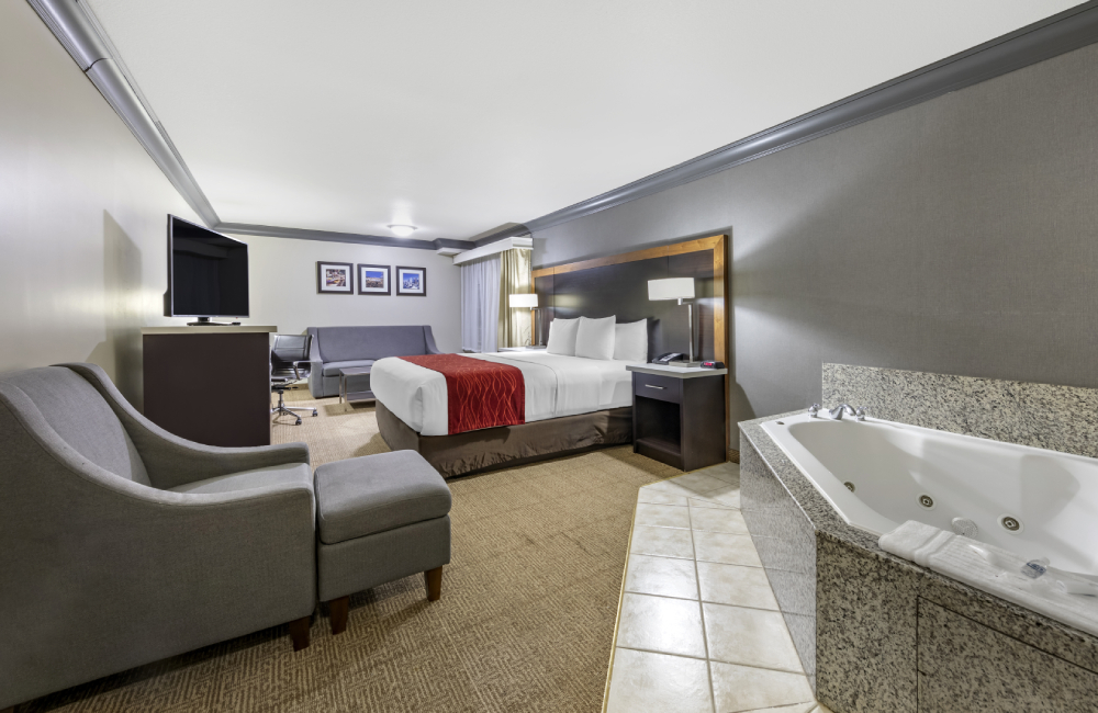 Comfort Inn Suites near Universal North Hollywood Burbank
